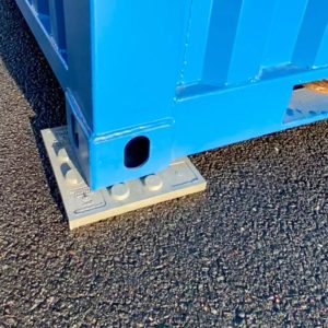 CALES EN POLYPROPYLÈNE POUR CONTAINERS MARITIMES